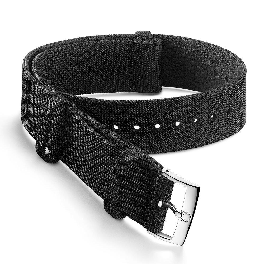 Black nato outlet strap