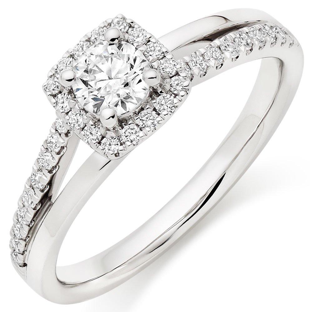 Platinum Diamond Halo Ring