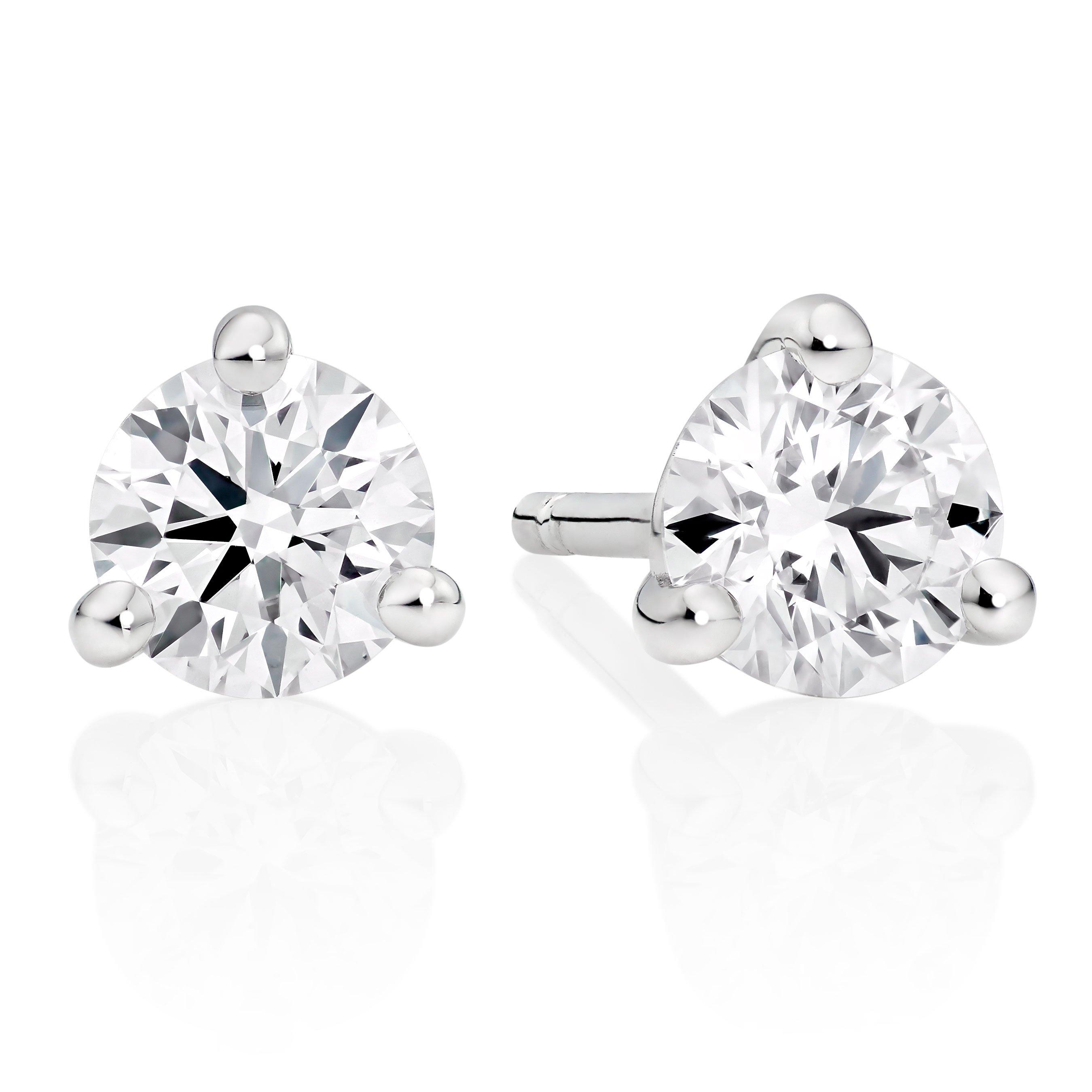 Hearts on fire on sale diamond studs