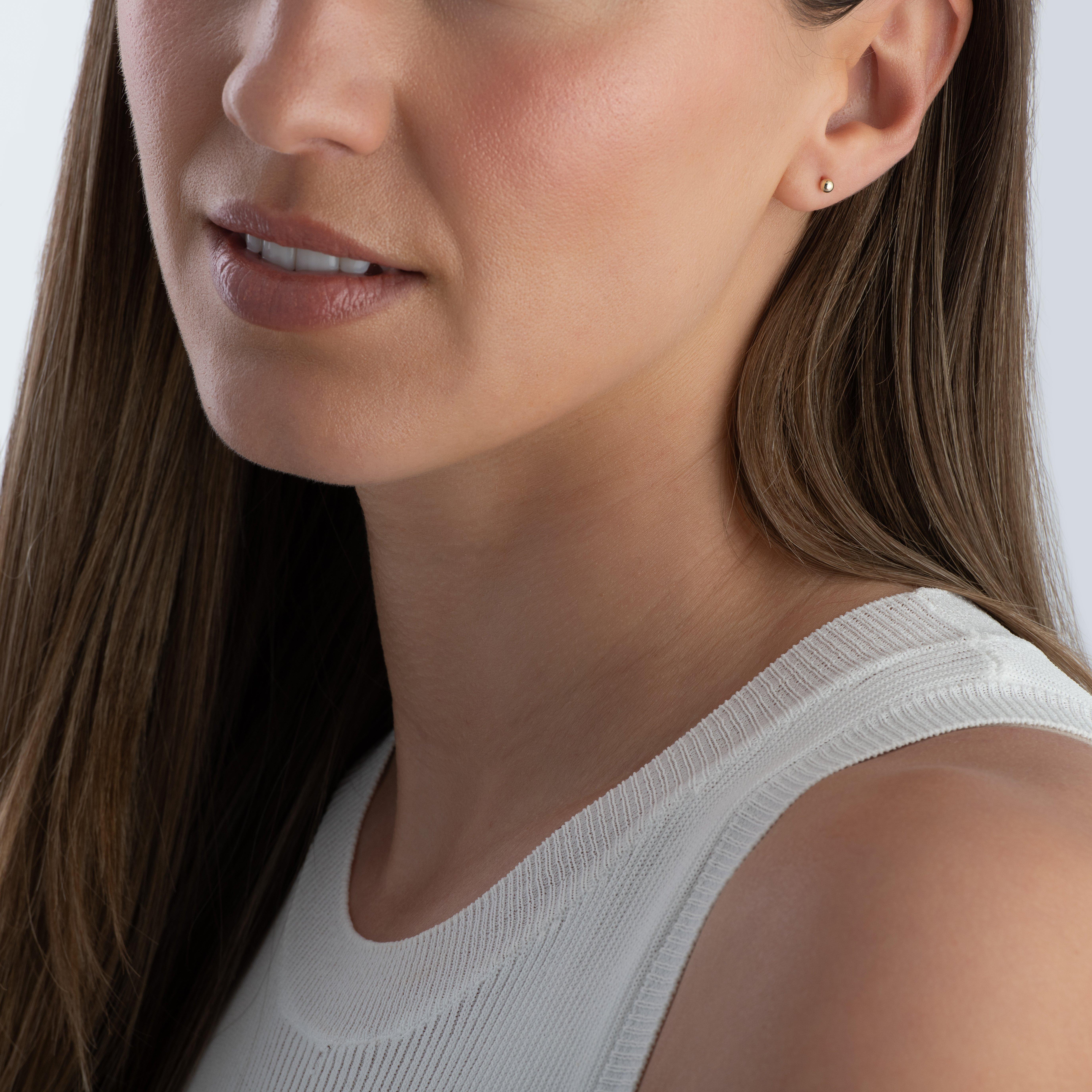 Beaverbrooks 9ct Yellow Gold 3mm Stud Earrings