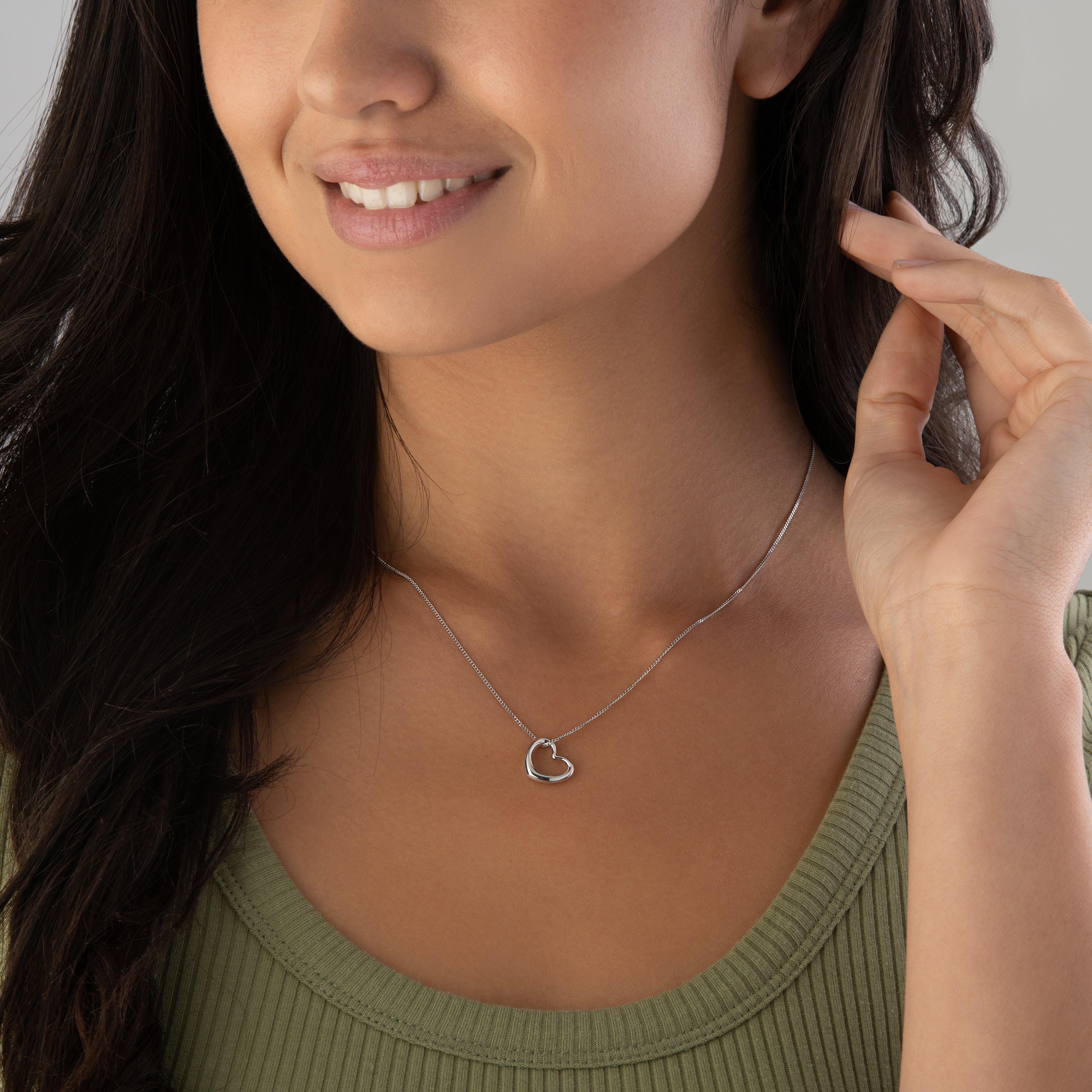 9ct White Gold Heart Pendant