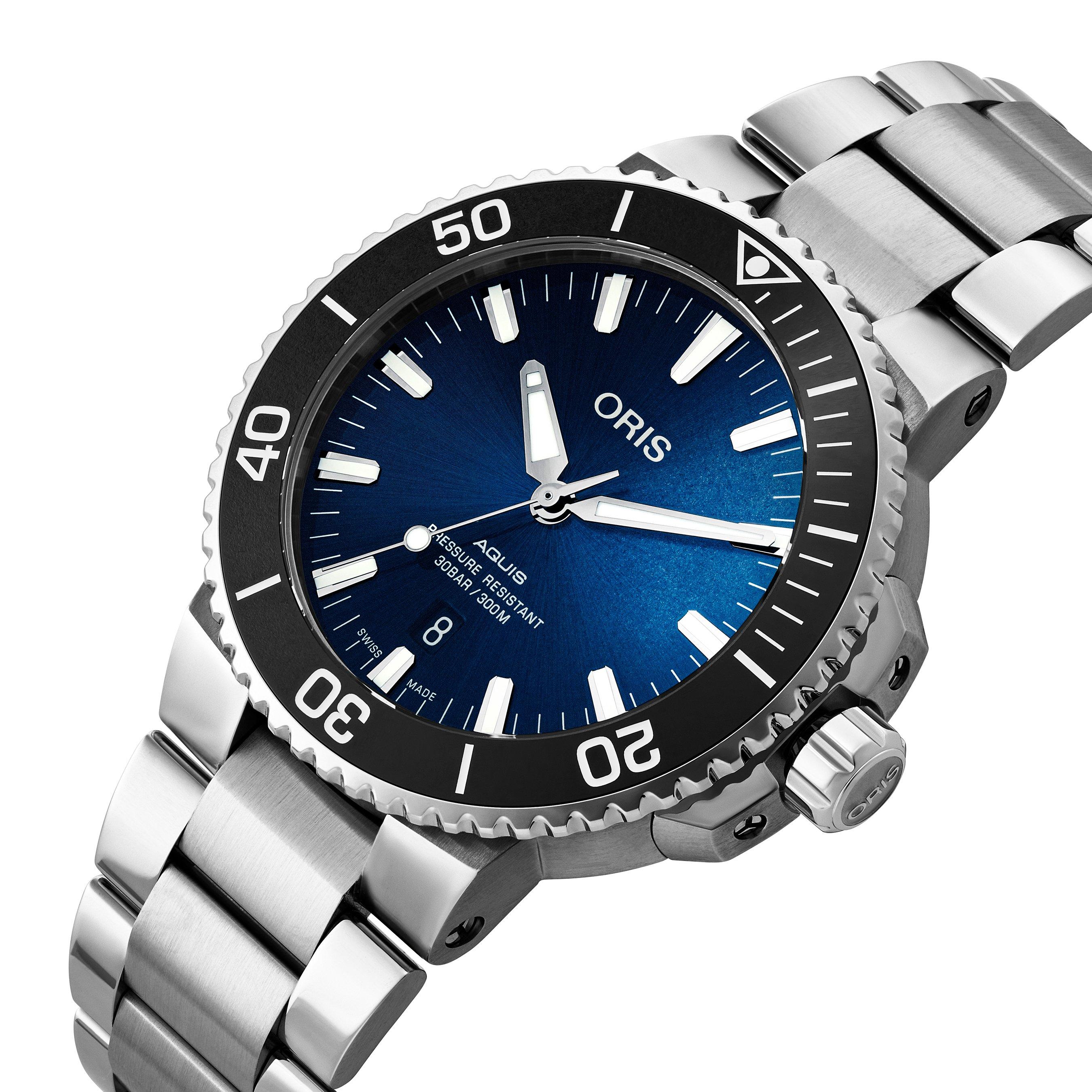 Oris Aquis Date Men s Watch 01 733 7730 4135 07 8 24 05PEB 43.5