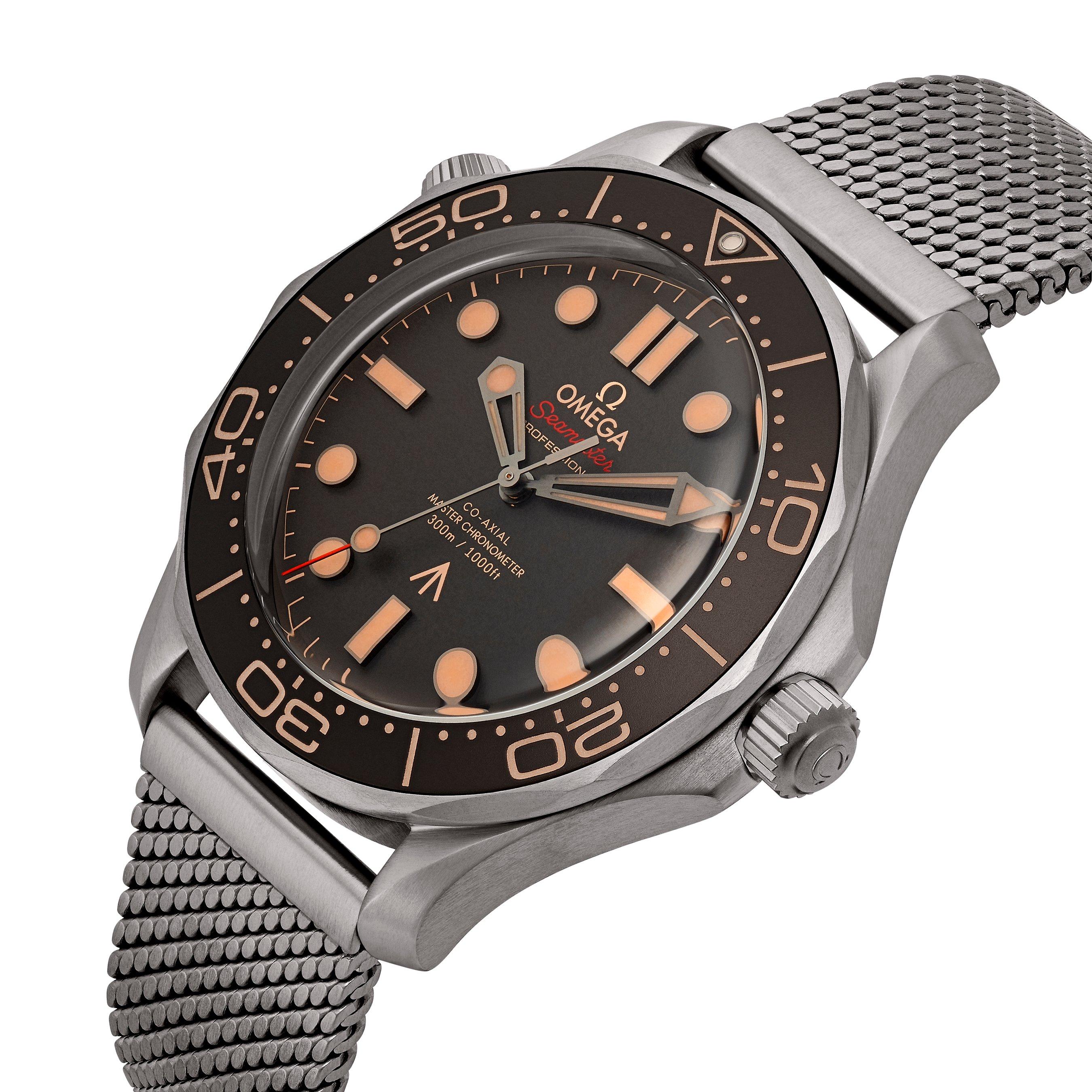 Omega seamaster diver 300m james online bond