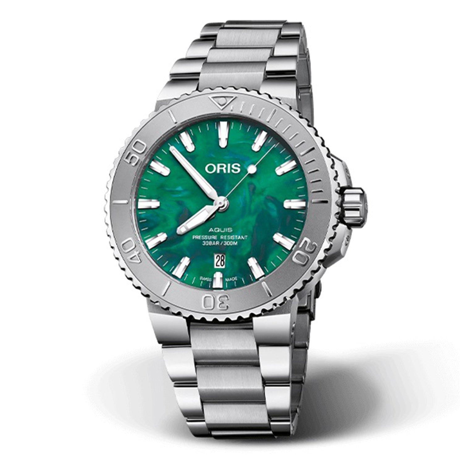 Oris Aquis Stainless Steel Green Automatic Watch 01 733 7770