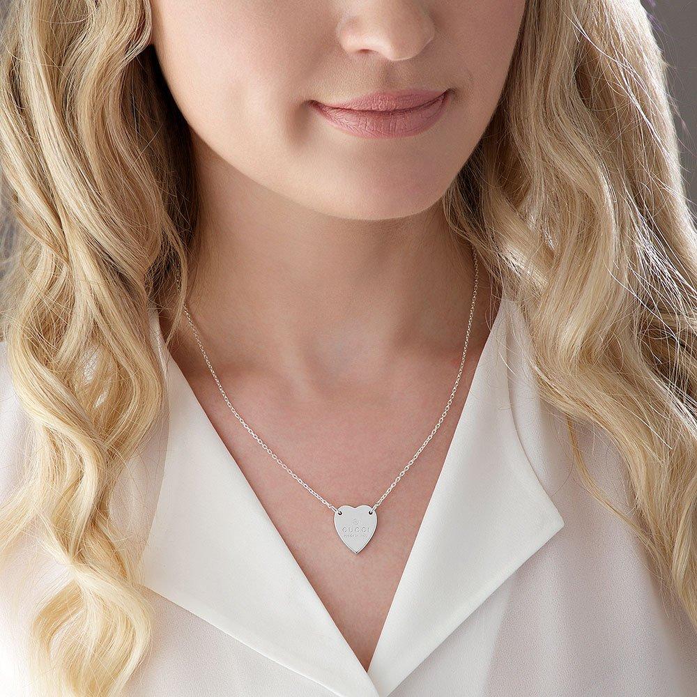 gucci heart pendant