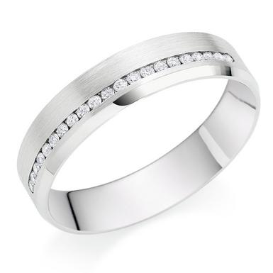 Platinum Diamond Men's Wedding Ring | 0111402 | Beaverbrooks the Jewellers