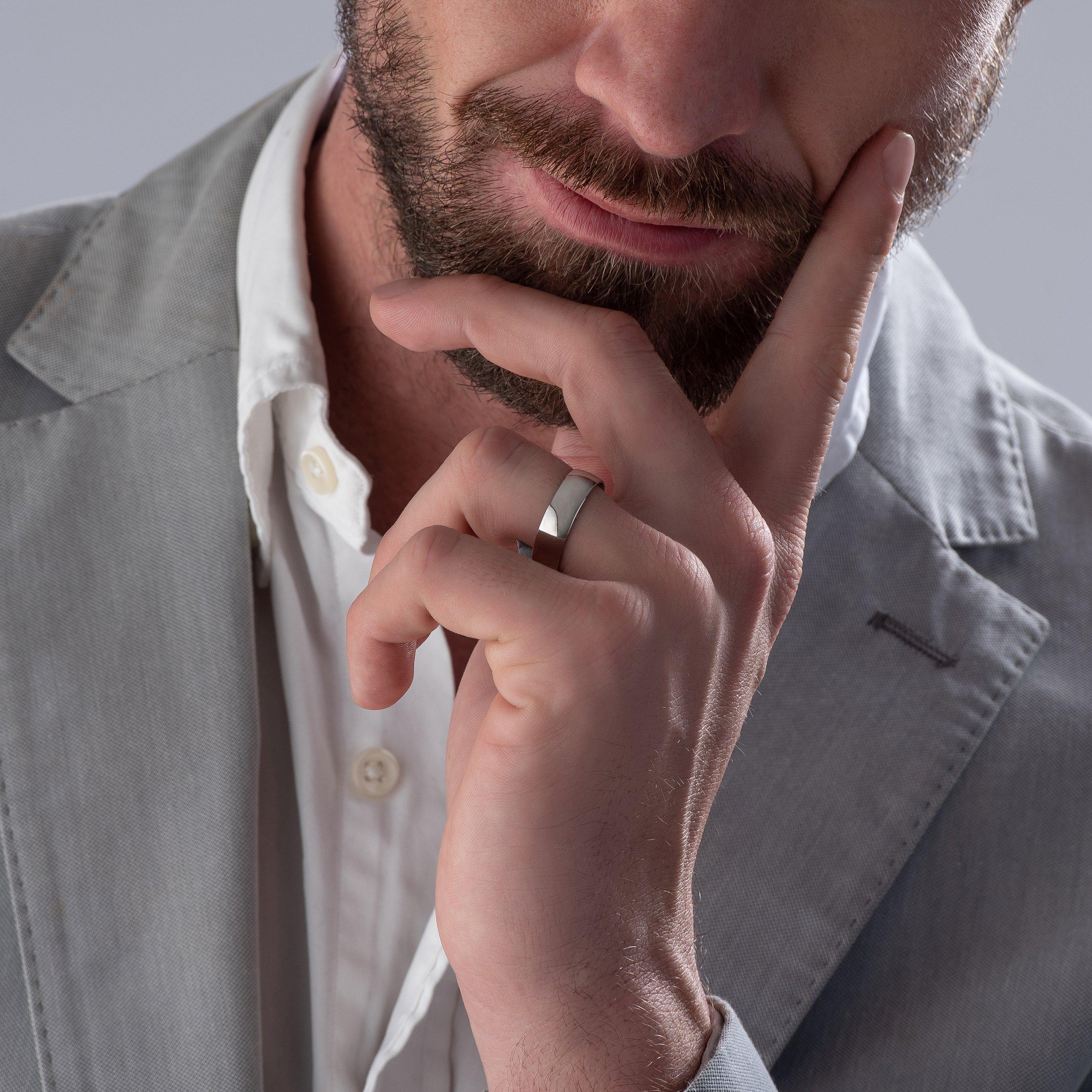 Platinum Men's Wedding Ring