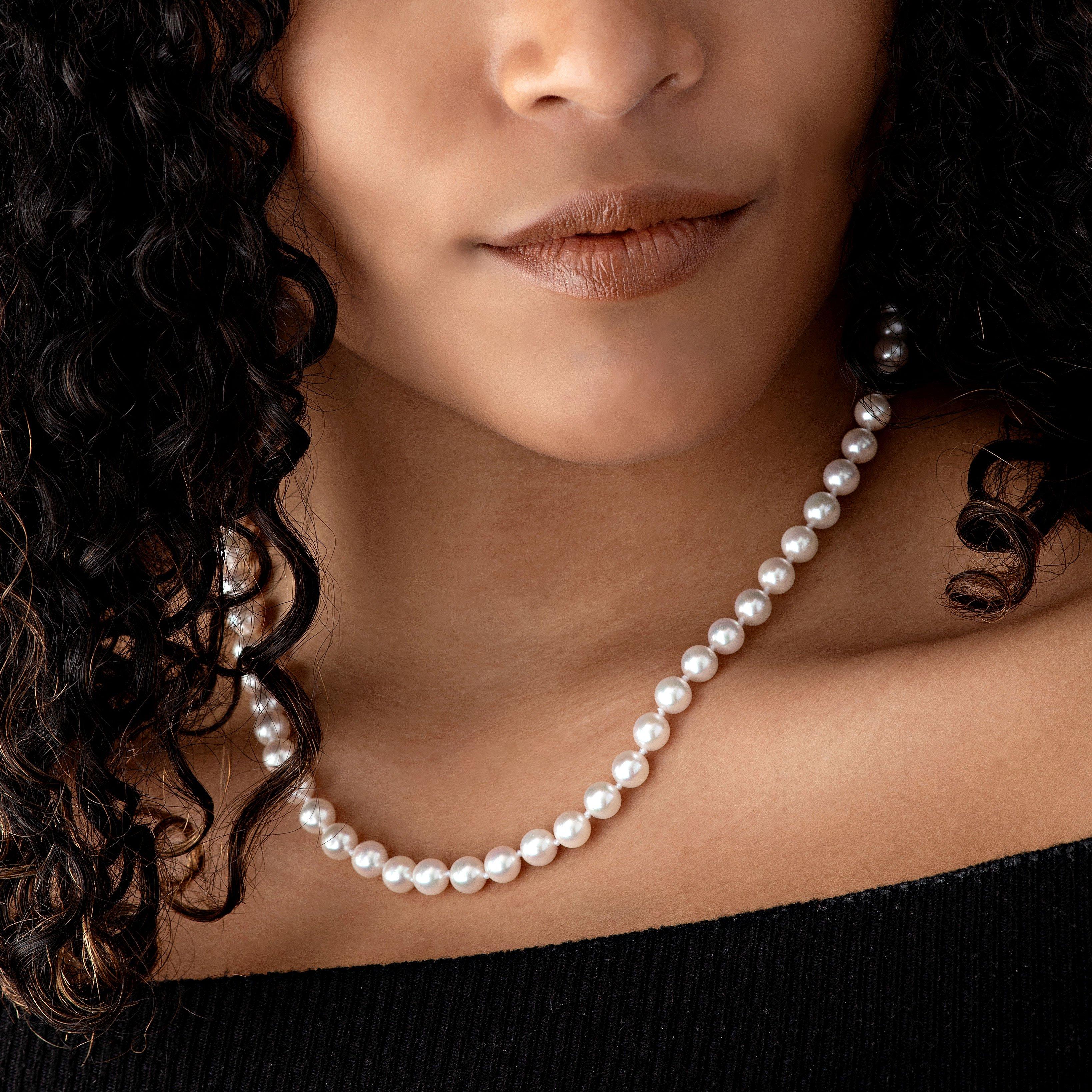 Beaverbrooks 18ct Gold Akoya Pearl Necklace