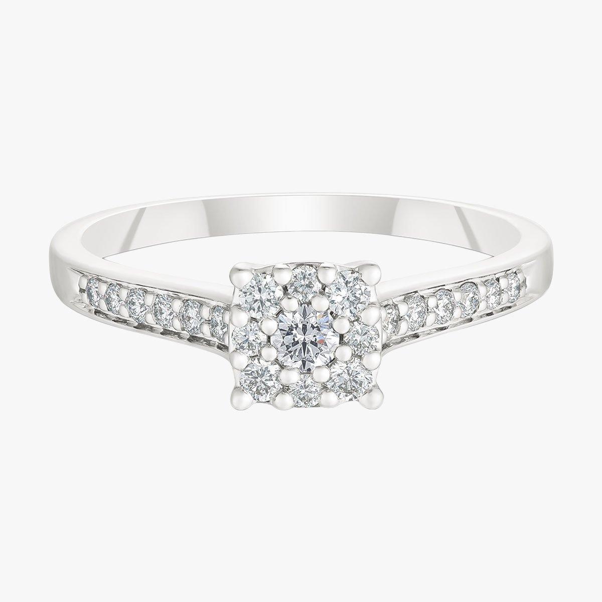 Cluster Diamond Rings