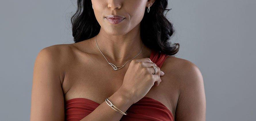 Beaverbrooks gold jewellery