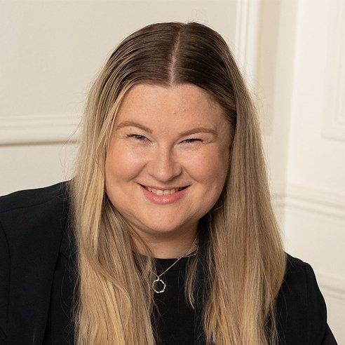 Courtney Connaughton Courtney Connaughton