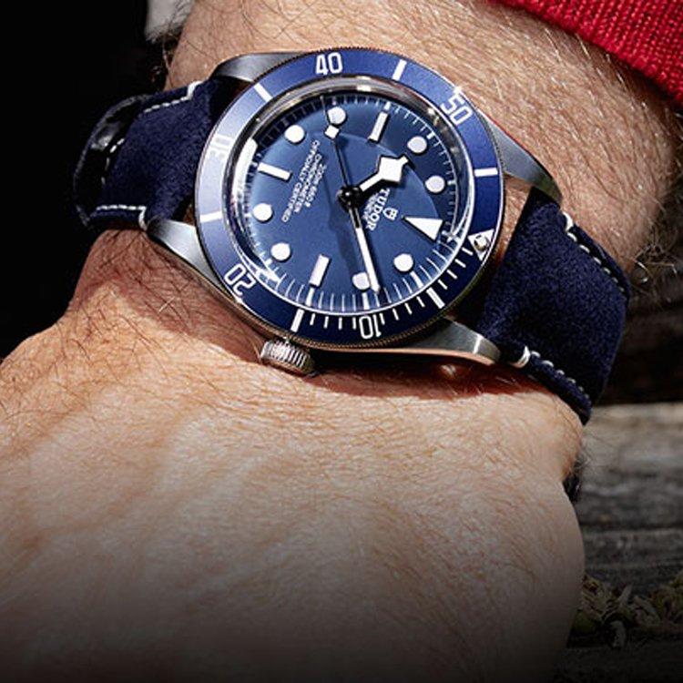 【正規品】Bibiy. HONEY BEE TOP ブルー Tudor Black Bay 58 Navy Blue | Beaverbrooks the Jewellers